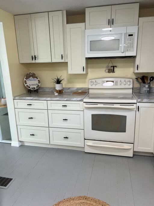 The Sunshine Homestay New Smyrna Beach Bagian luar foto