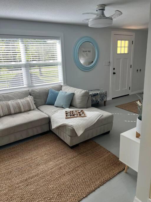 The Sunshine Homestay New Smyrna Beach Bagian luar foto