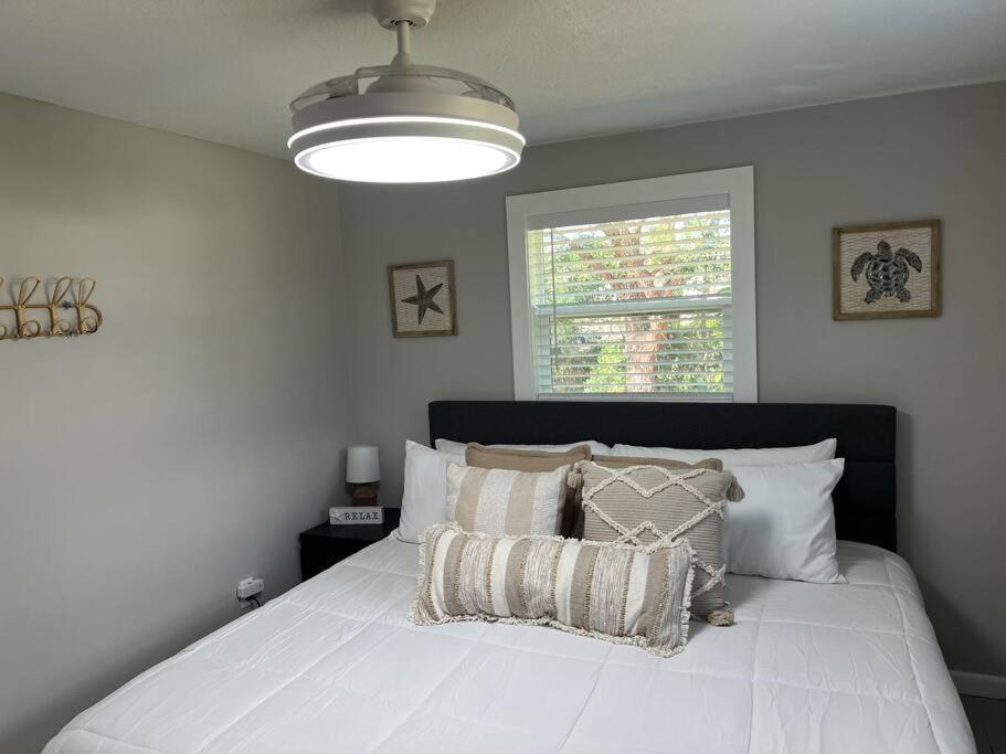 The Sunshine Homestay New Smyrna Beach Bagian luar foto